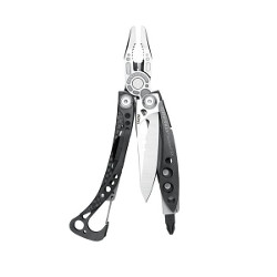 gifts for real men - Leatherman-skeletool